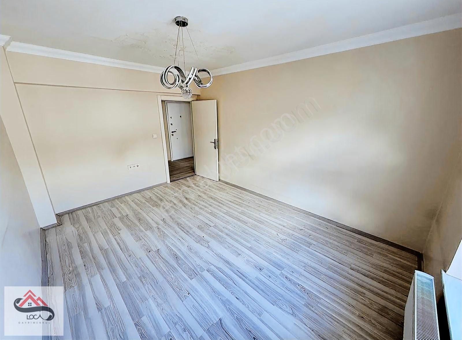 Ana Cadde Yakını 3+1 Site Daire Emsali 140m2 Net Kullanım Alanı - Görsel 32