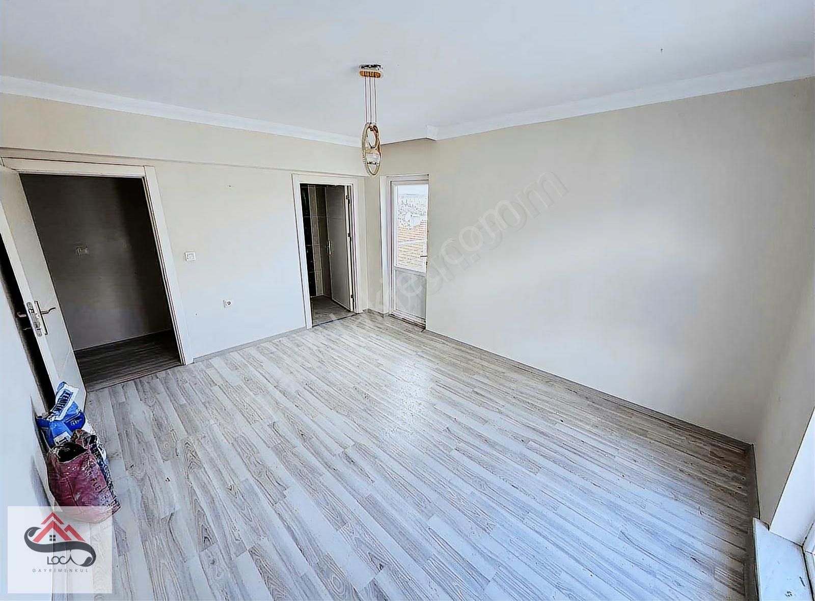 Ana Cadde Yakını 3+1 Site Daire Emsali 140m2 Net Kullanım Alanı - Görsel 6