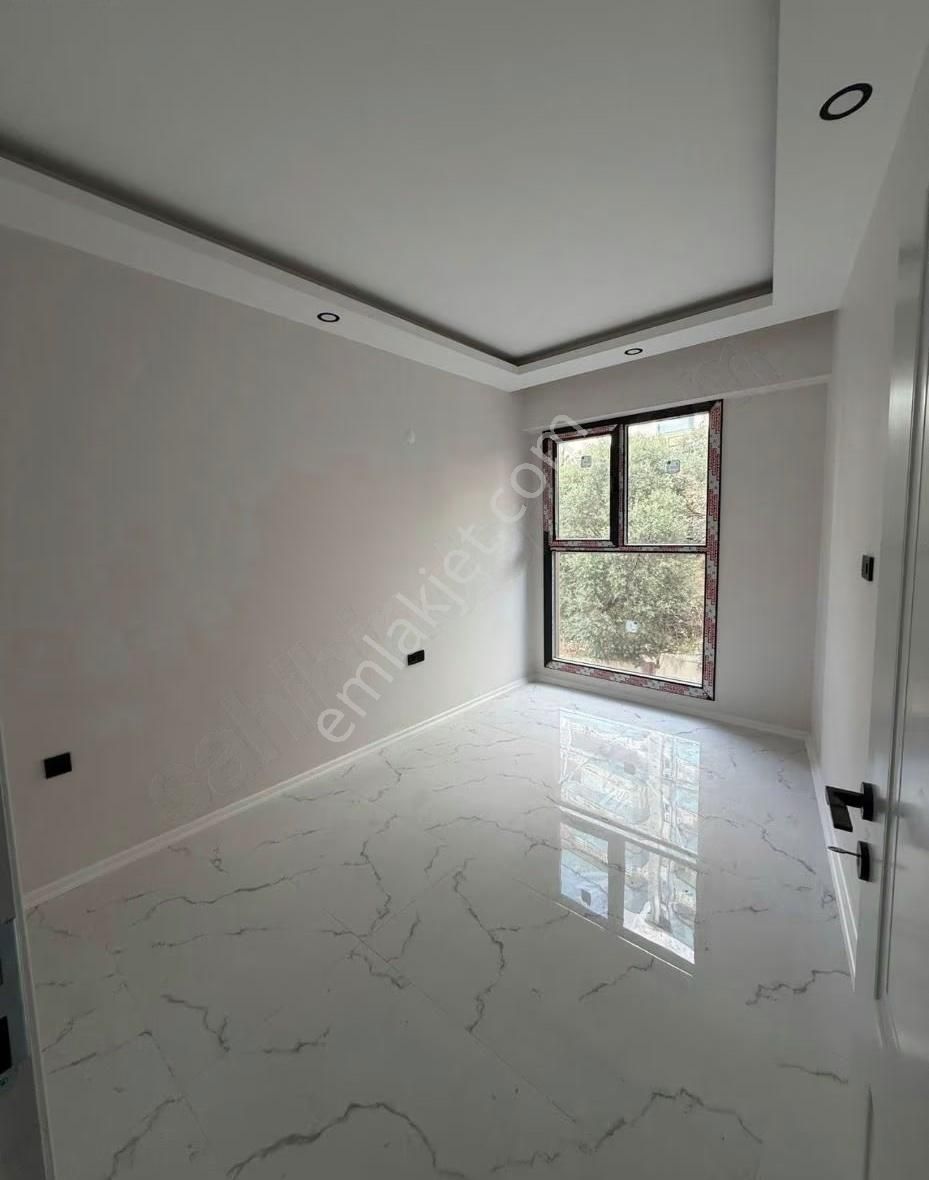 Kuşadası Ege Mahallesinde Yerden Isıtmalı Satılık Sıfır 1+1 - Görsel 13