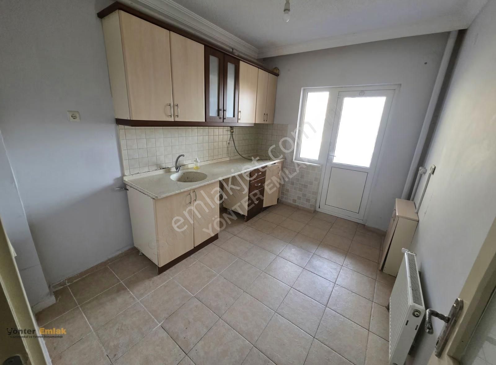 Yönter Emlaktan Toki Mahallesinde Kiralık 3+1 - Görsel 2