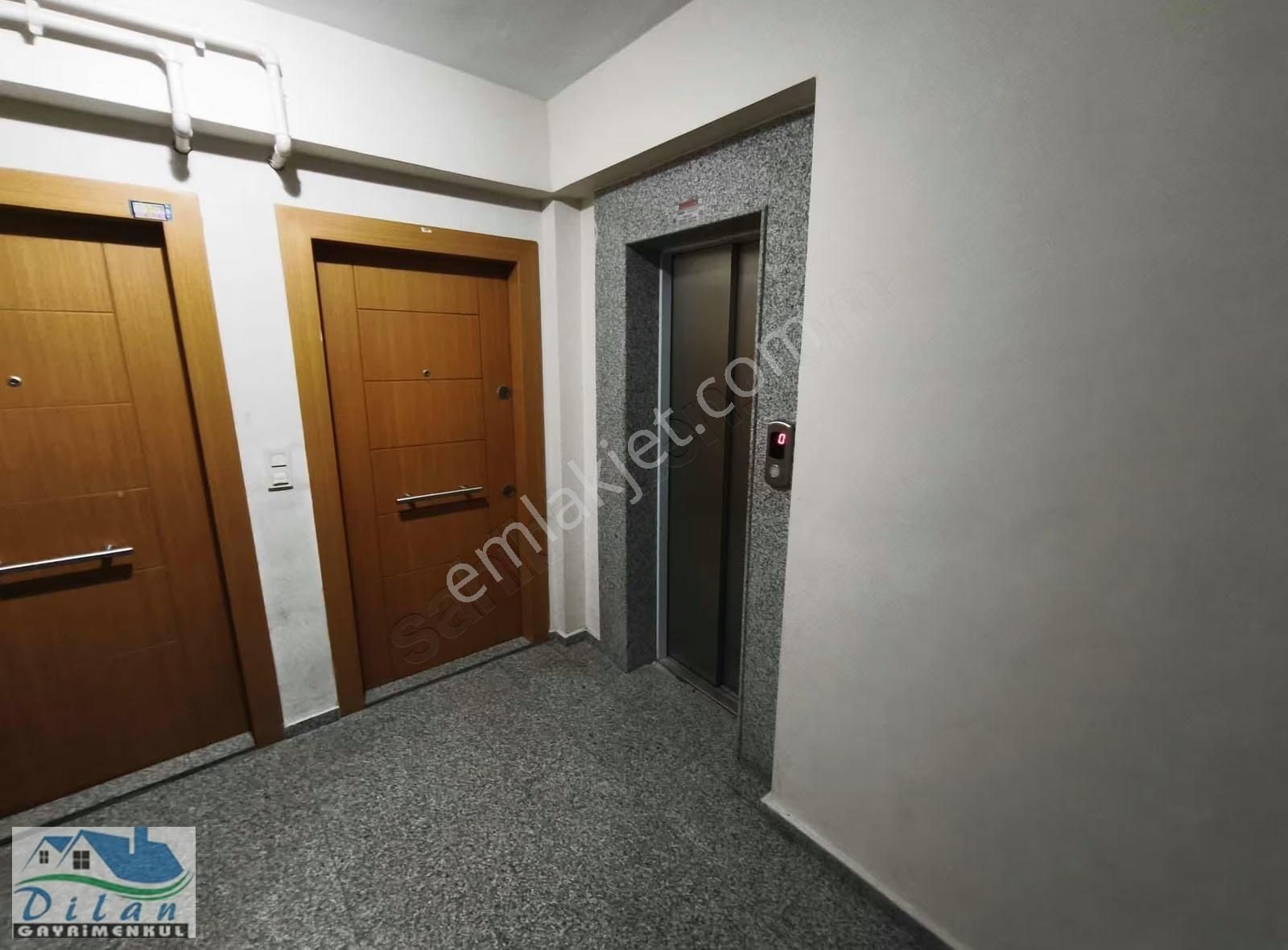 Aile Apartmanında Metrobüse Yürüme Mesafesinde 3+1 Kiralık - Görsel 16