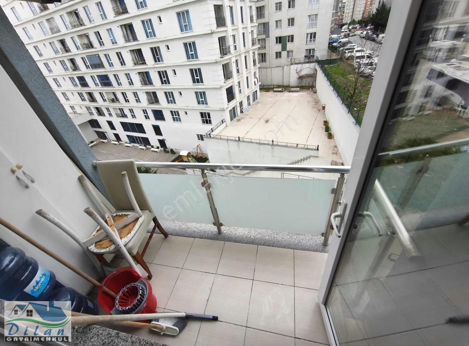 Aile Apartmanında Metrobüse Yürüme Mesafesinde 3+1 Kiralık - Görsel 12