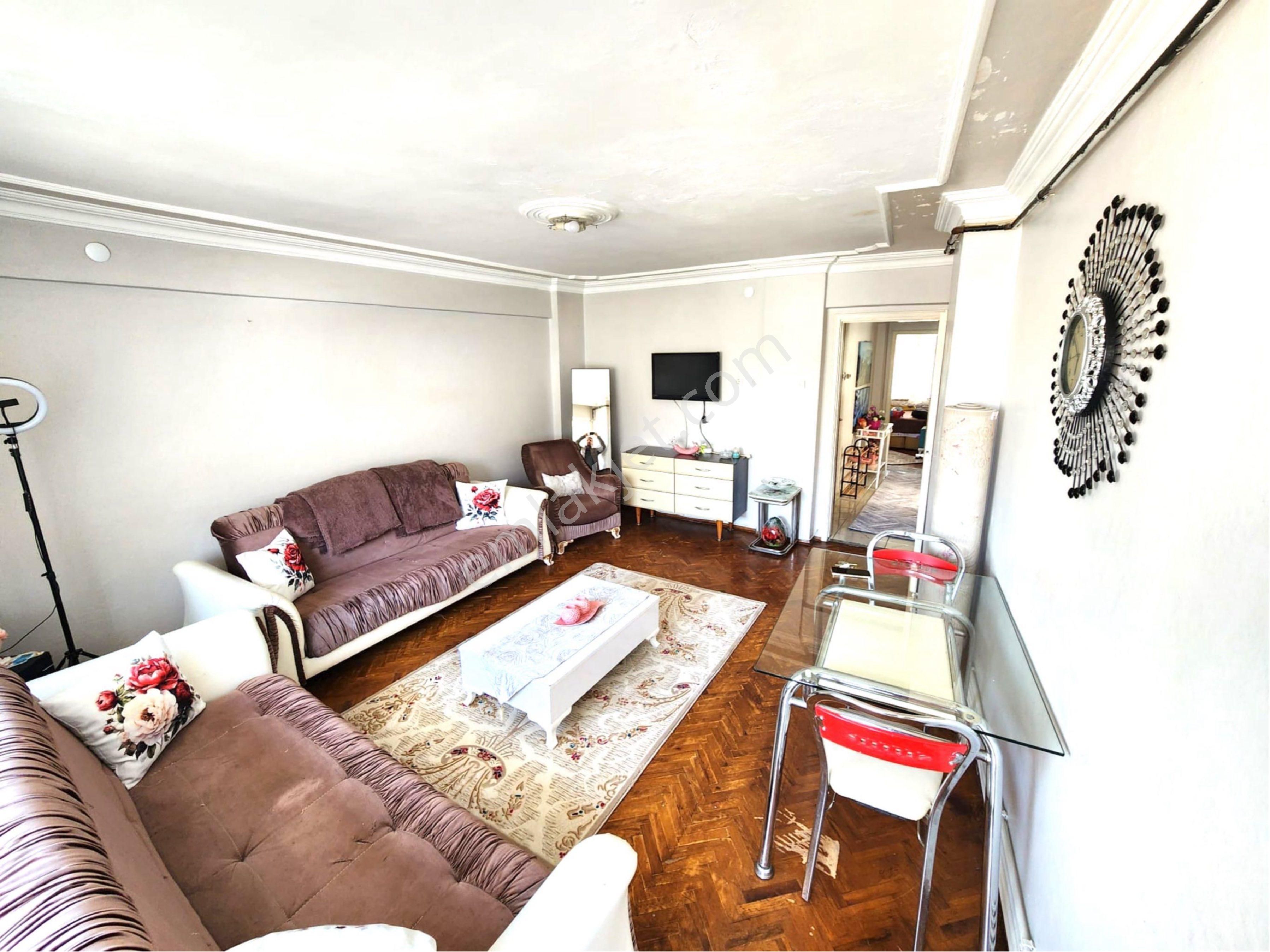 Tırpan Gayrimenkulden Ömerbey Mah.2+1 100m2 Kısmi Deniz Manzaralı Eşyalı Kiralık Daire - Görsel 7