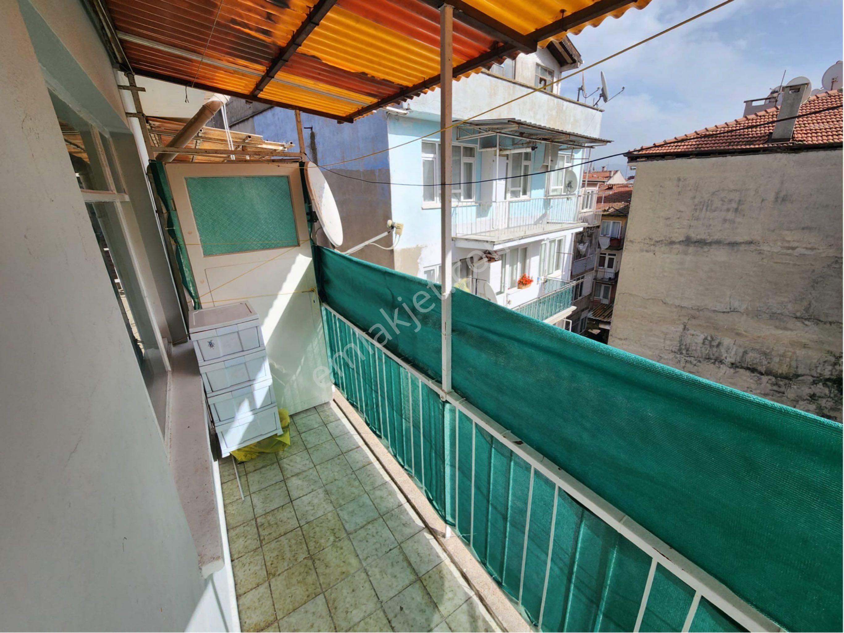 Tırpan Gayrimenkulden Ömerbey Mah.2+1 100m2 Kısmi Deniz Manzaralı Eşyalı Kiralık Daire - Görsel 18