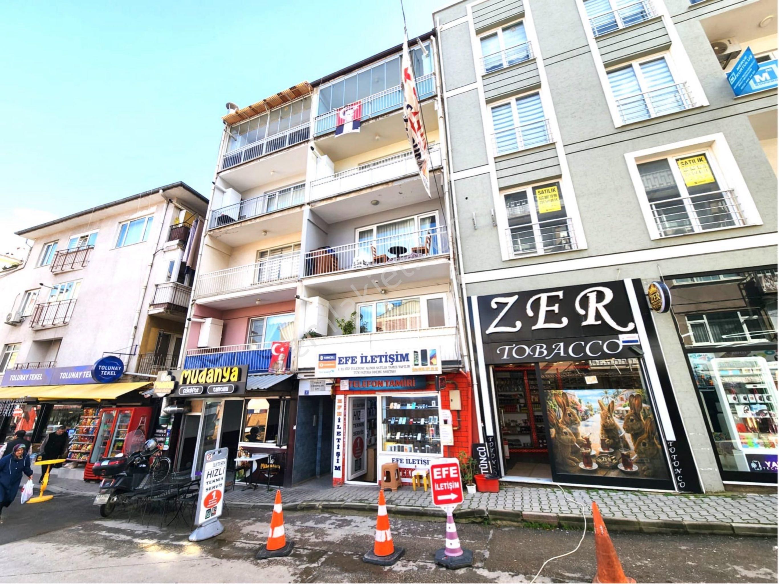 Tırpan Gayrimenkulden Ömerbey Mah.2+1 100m2 Kısmi Deniz Manzaralı Eşyalı Kiralık Daire - Görsel 4