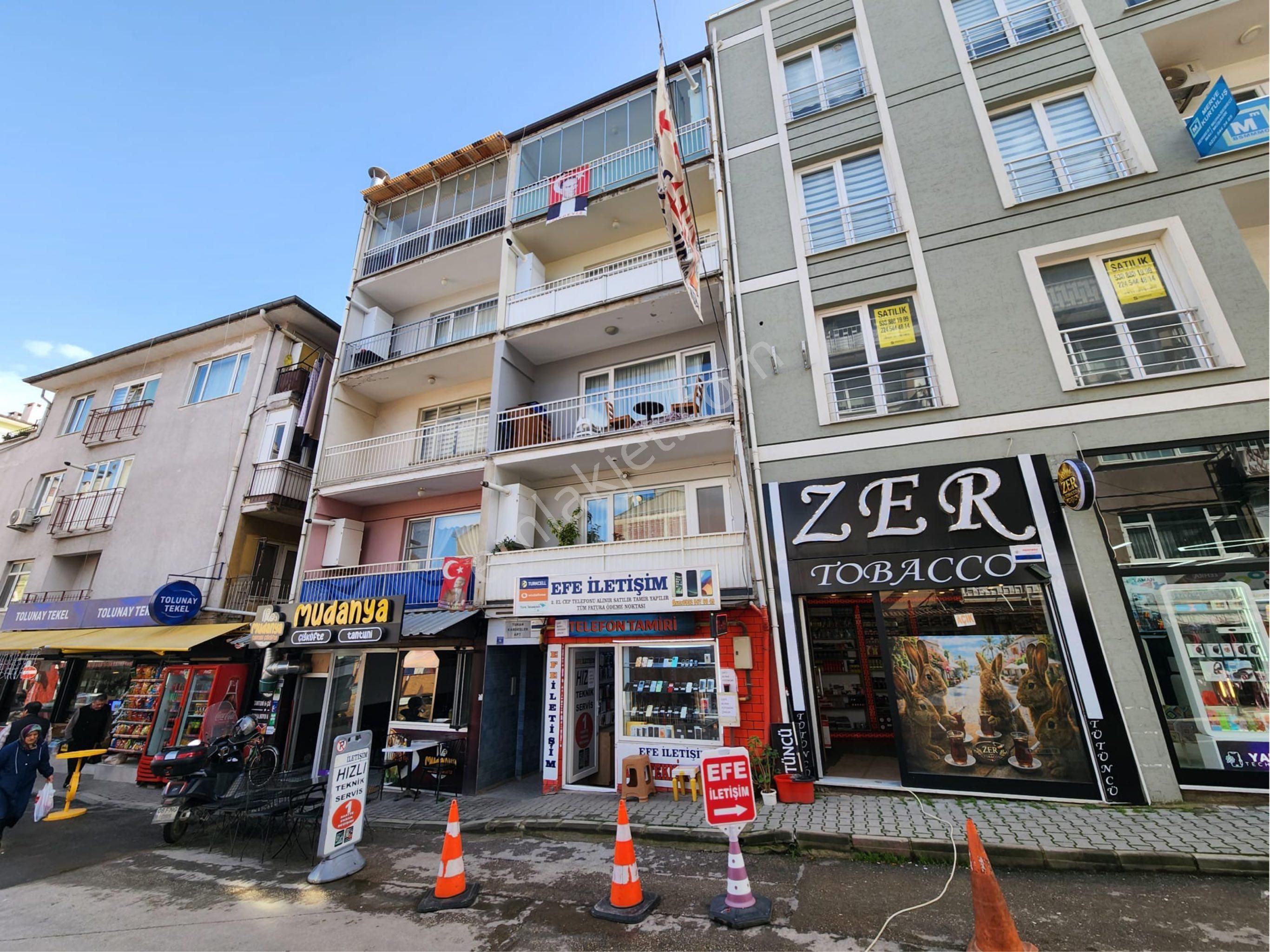Tırpan Gayrimenkulden Ömerbey Mah.2+1 100m2 Kısmi Deniz Manzaralı Eşyalı Kiralık Daire