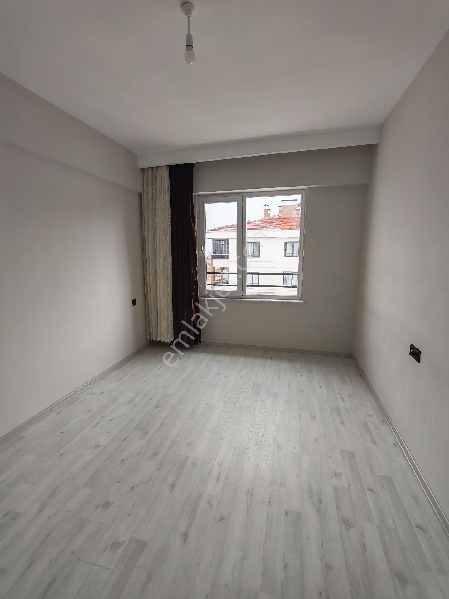 Hocacihanda Kiralık 3+1 Lüks Daire - Görsel 5