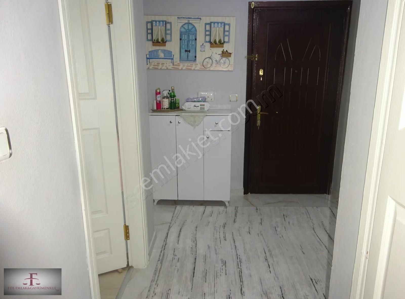 Bahçelievler Yenibosna Çobançeşme Mah Satılık 2+1 Daire - Görsel 4