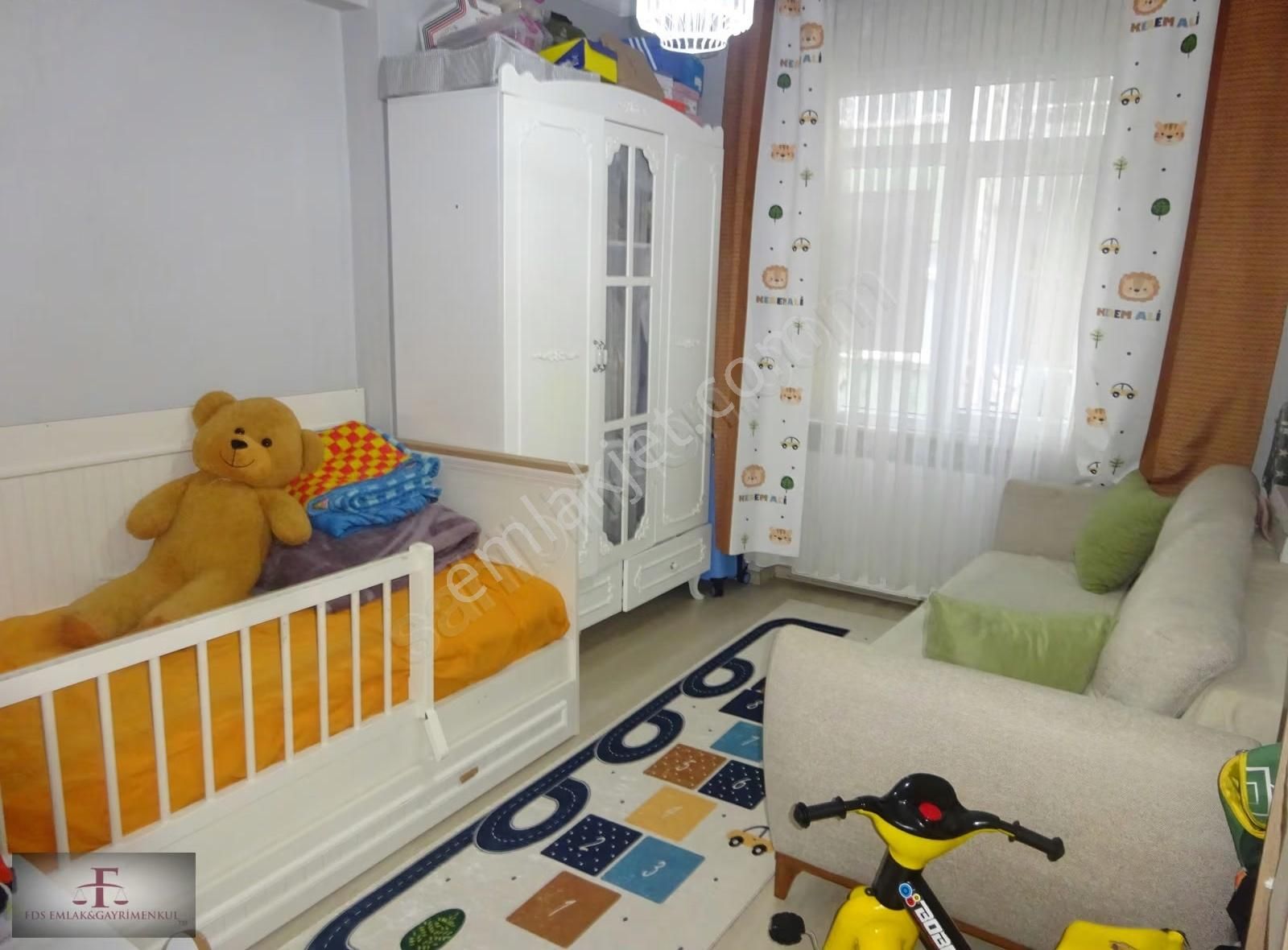 Bahçelievler Yenibosna Çobançeşme Mah Satılık 2+1 Daire - Görsel 6