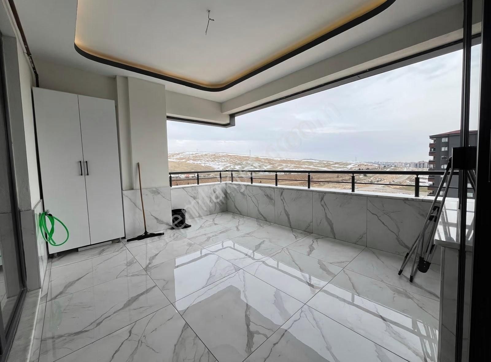 Çakır'dan Alparslan 1'de Satılık 3,5+1 Günsev Oto Galeri Karşıs - Görsel 13