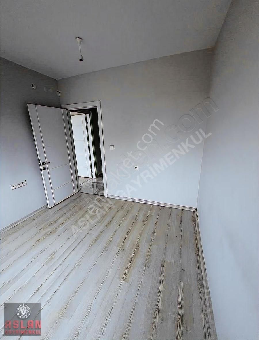 Aslan Emlak Gayrimenkulden Kiralık Çamlıca Site İçi 3+1 - Görsel 11