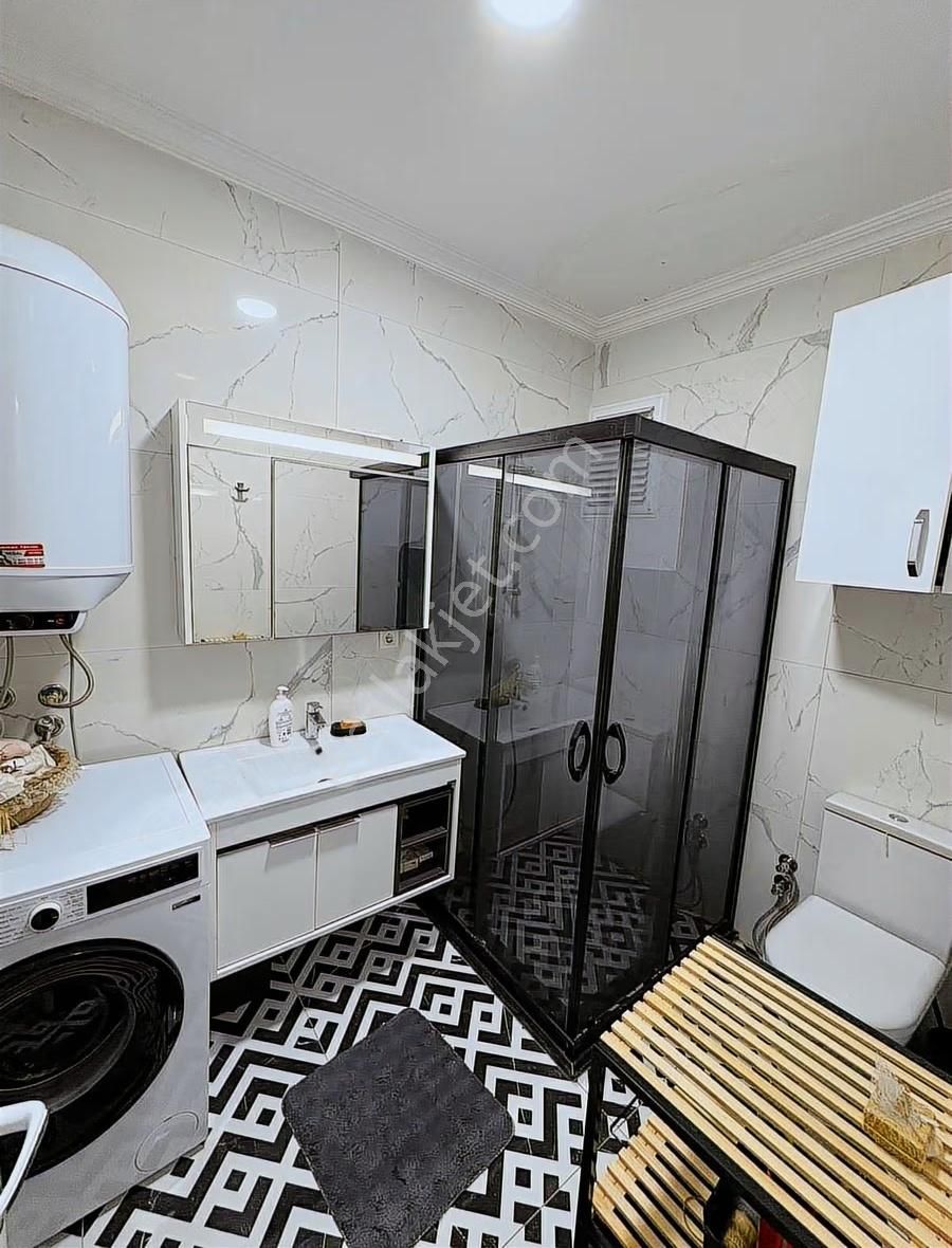 My Gayrimenkul'den Hacıilyas'ta Yenilenmiş Geniş 3+1 Daire - Görsel 14