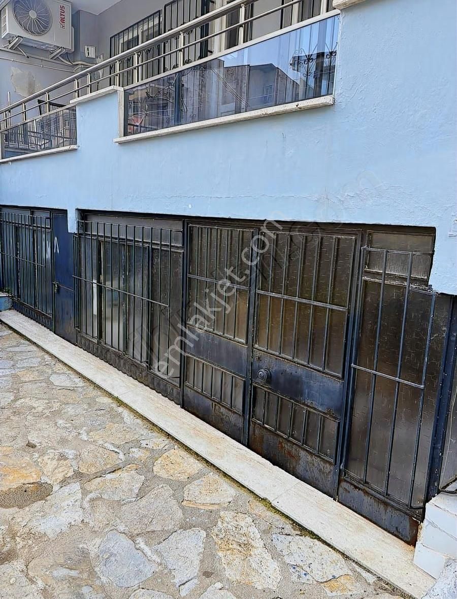 My Gayrimenkul'den Hacıilyas'ta Yenilenmiş Geniş 3+1 Daire - Görsel 9