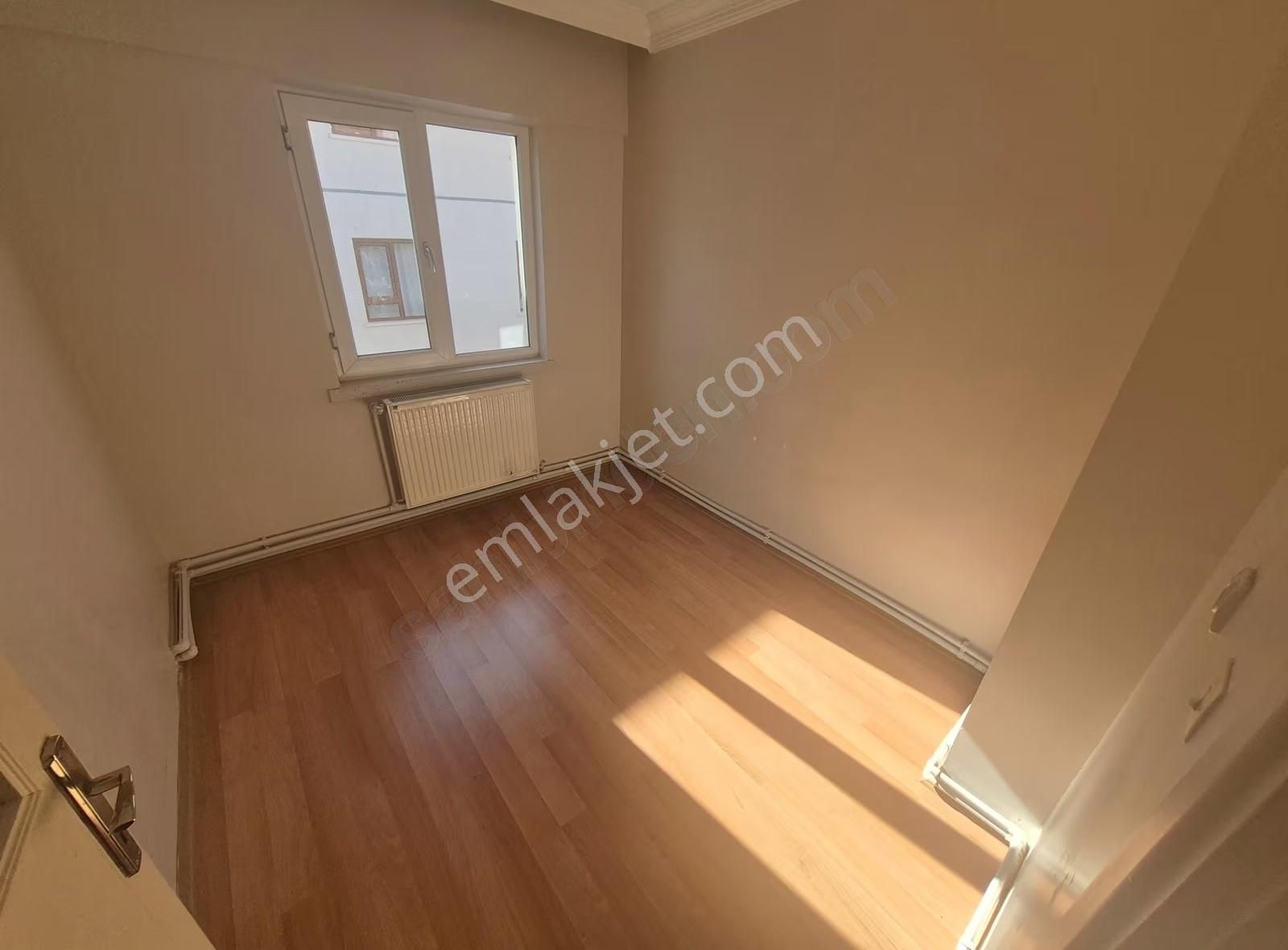 Kiralık 3+1 Geniş Daire: 140m², Önü Açık, Merkezi Konumda - Görsel 13