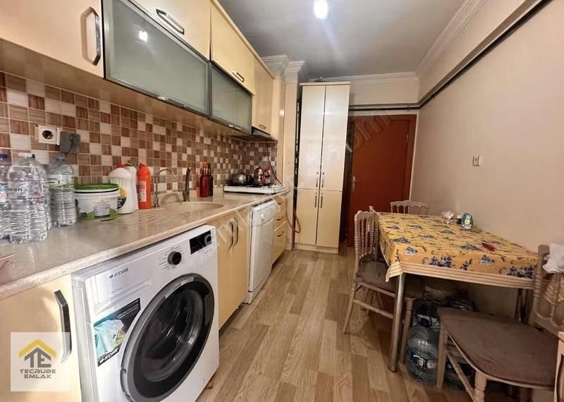 Yunus Emre Caddesi Yakını Katta 3+1 Full Yapılı Fırsat - Görsel 25