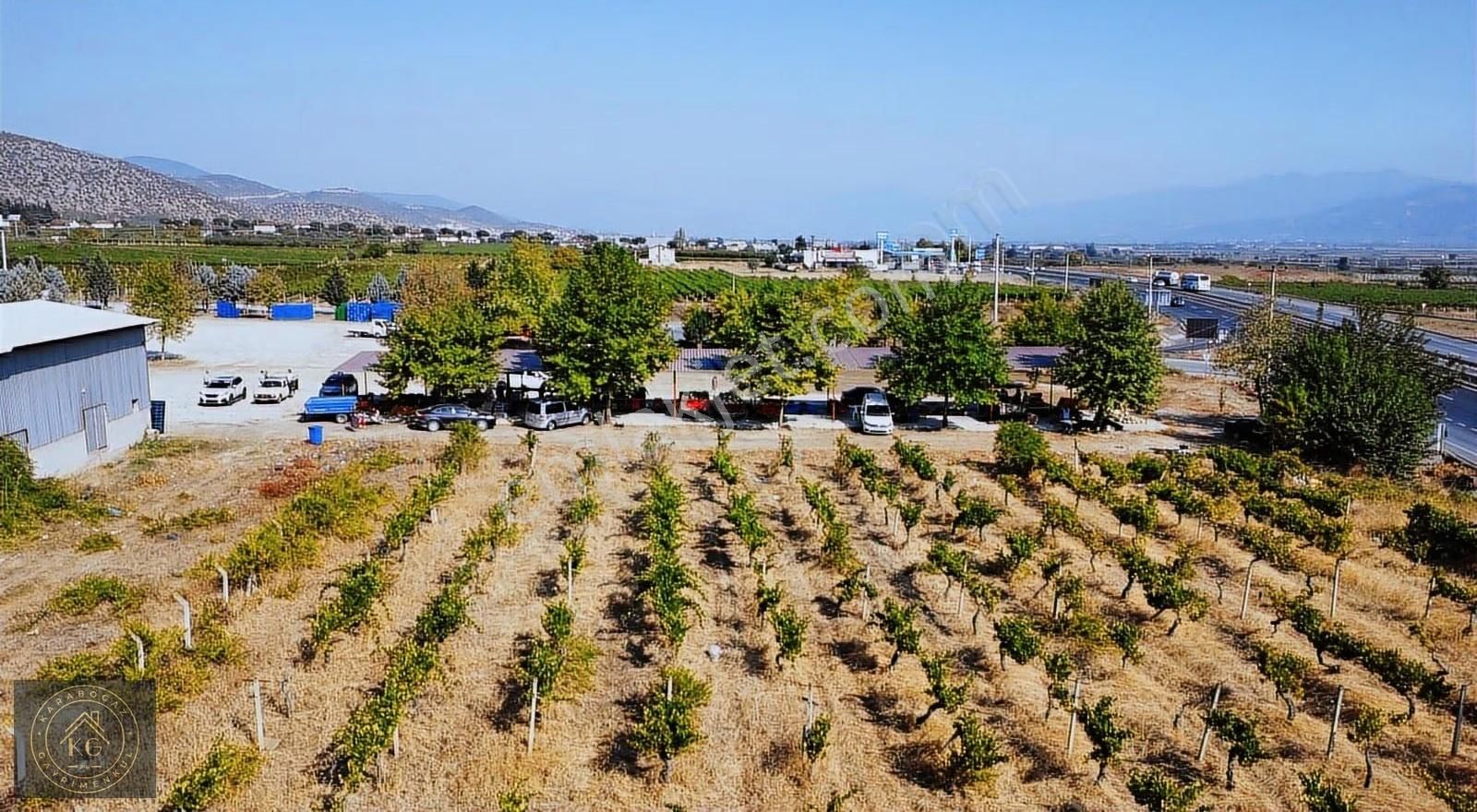 Pamukovada Antalya -eskişehir D 650 Oto Yoluna Cepheli Üzüm Bağı - Görsel 2