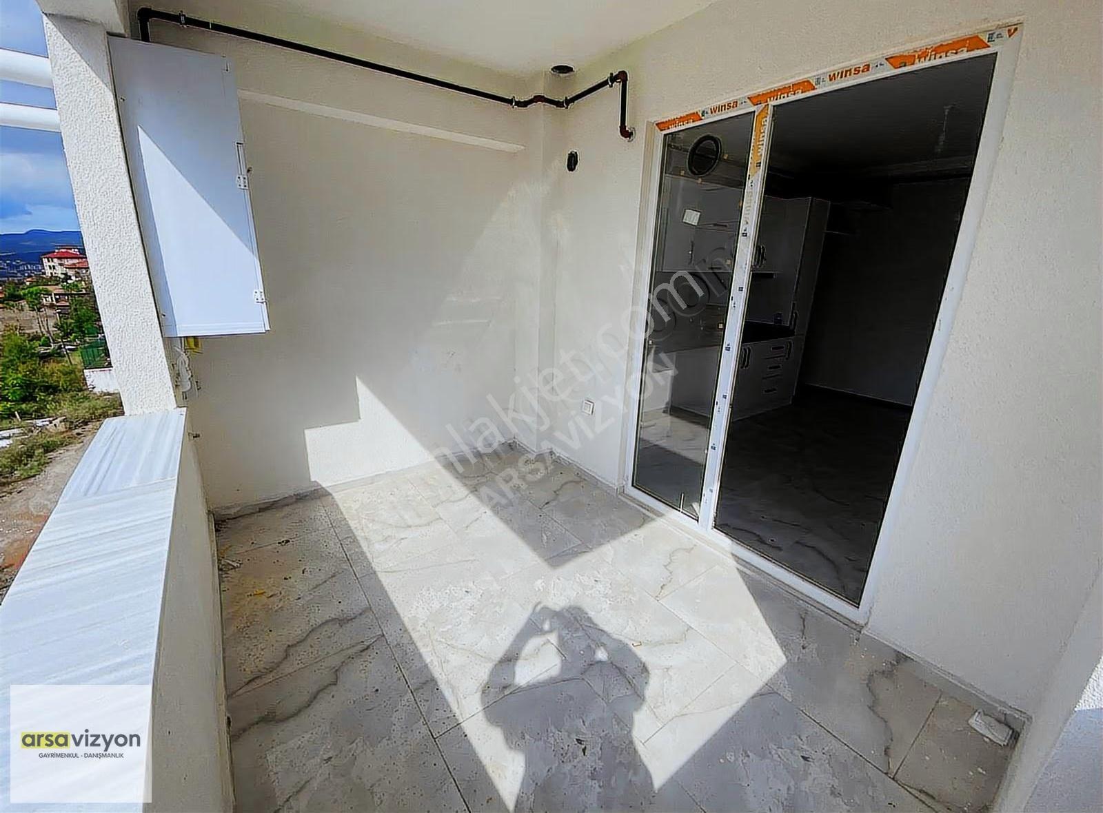 Karaköy Mahallesi 140.park Yanı | Ferah 2+1 Satılık Daire - Görsel 12
