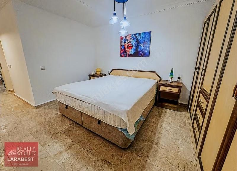 Alanya Kestel Mah. Havuzlu Site İçi Müstakil Tripleks Villa - Görsel 2