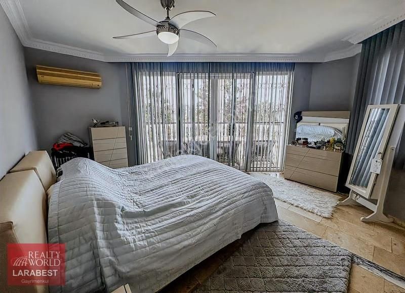 Alanya Kestel Mah. Havuzlu Site İçi Müstakil Tripleks Villa - Görsel 25