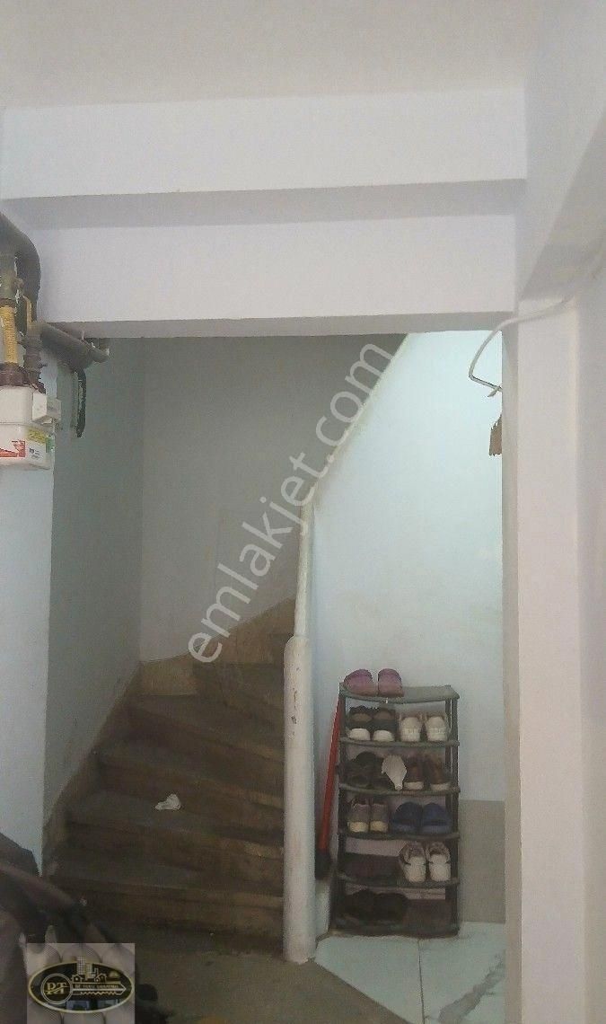 Bandırma Çınarlı Mahallesinde Satılık Masrafsız 2+1 Arakat - Görsel 2