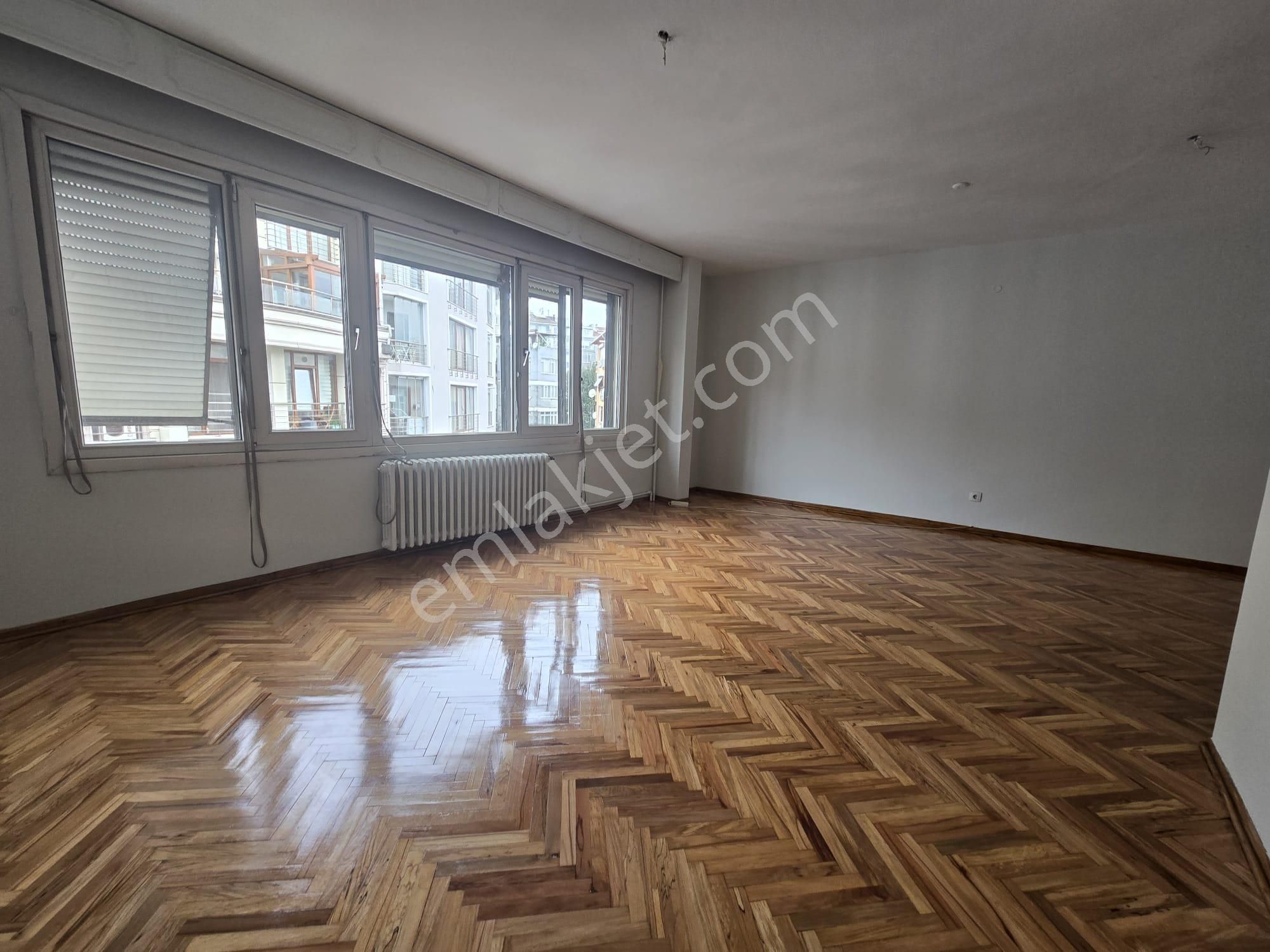Akaretlere 2 Dk Mesafede Deniz Manzaralı Kiralık 3+1 Daire - Görsel 5