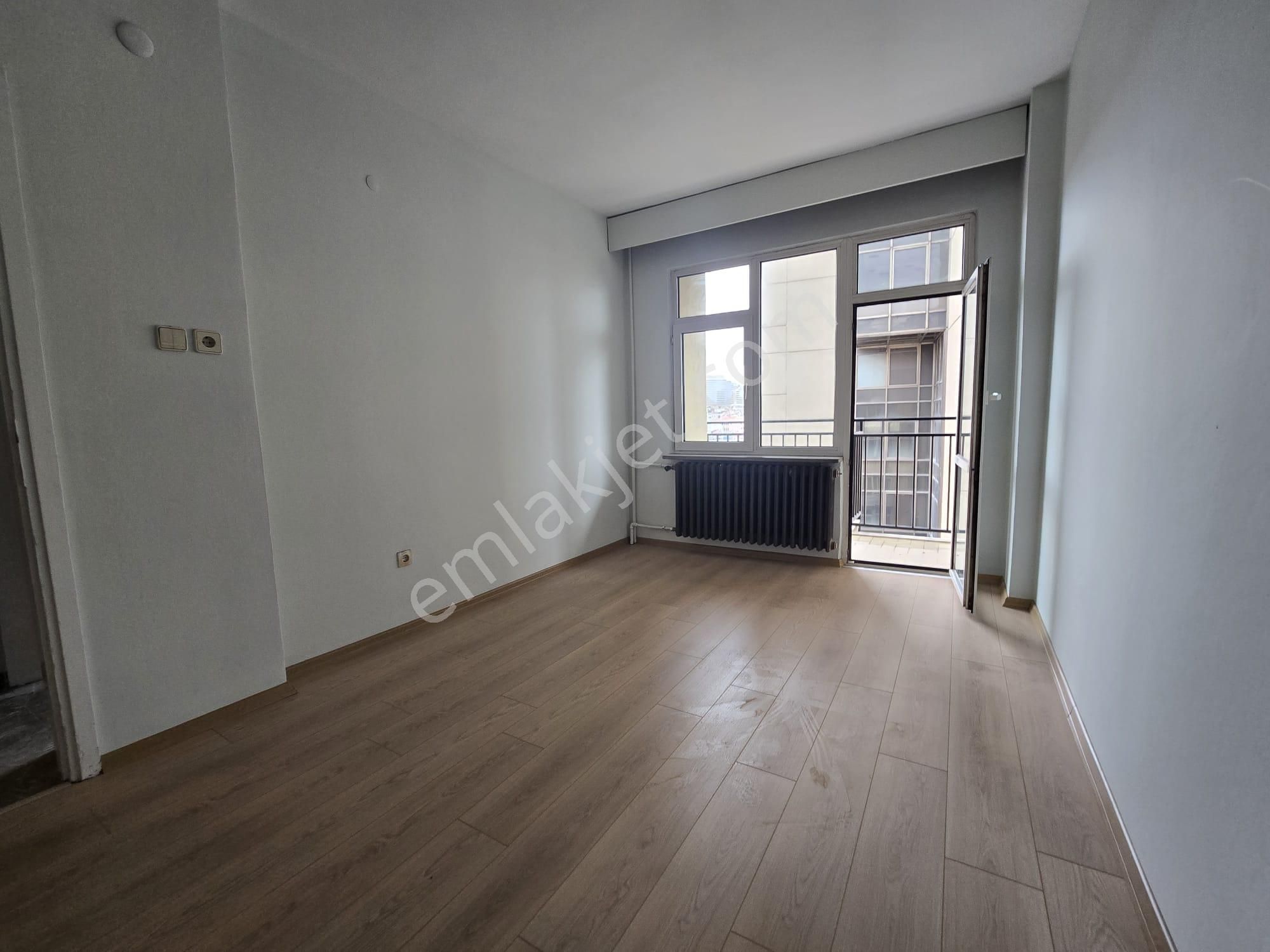 Akaretlere 2 Dk Mesafede Deniz Manzaralı Kiralık 3+1 Daire - Görsel 12