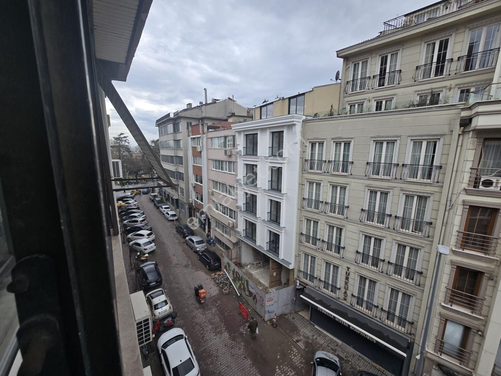 Akaretlere 2 Dk Mesafede Deniz Manzaralı Kiralık 3+1 Daire - Görsel 7
