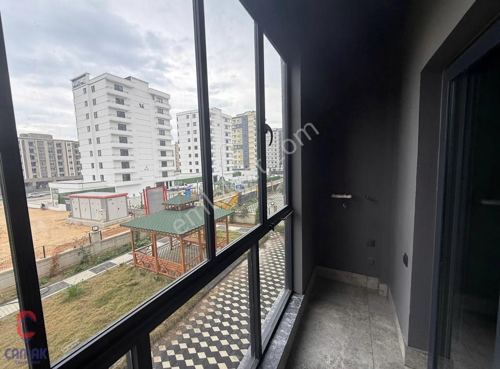 Çamak Gayrimenkulden Mezitli'de Sıfır 1+1 Kiralık Daire - Görsel 5