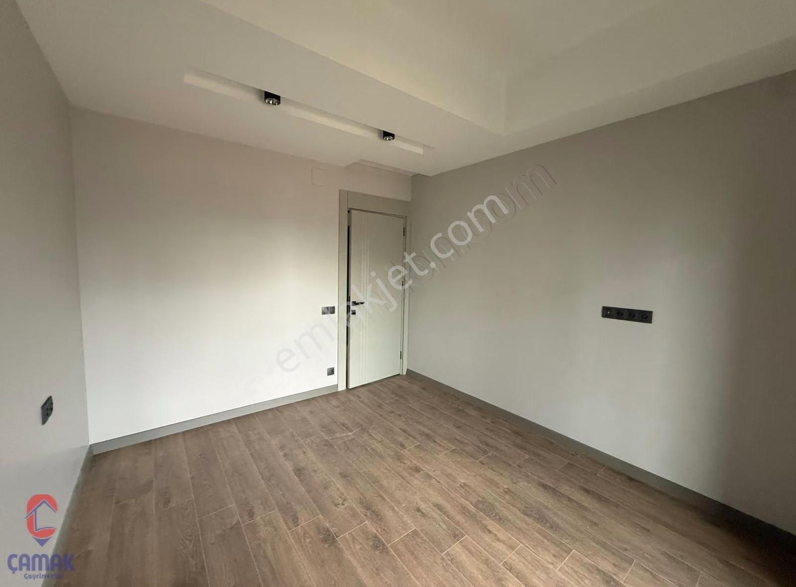 Çamak Gayrimenkulden Mezitli'de Sıfır 1+1 Kiralık Daire - Görsel 10