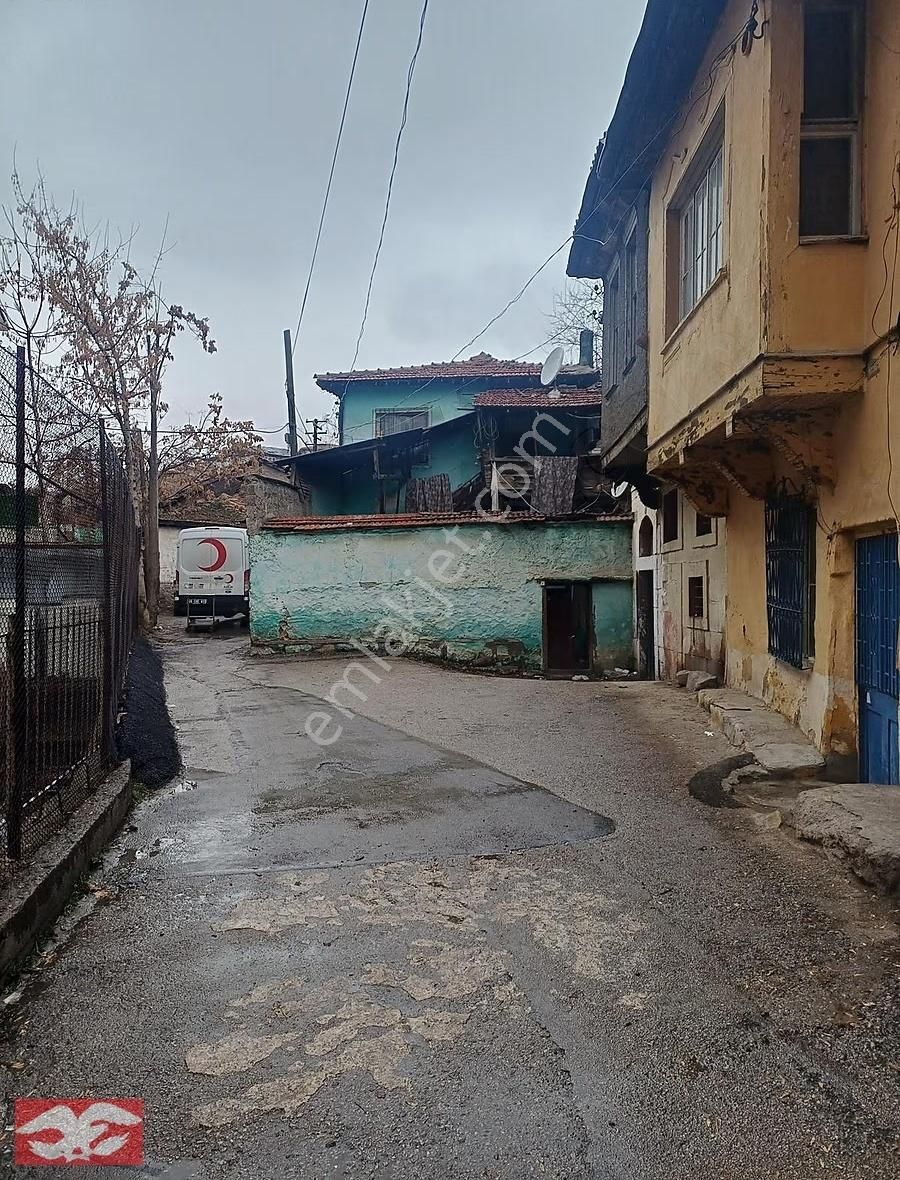 Hafta Sonuna Özel Altındağ Kale Mh.de Satılık 2 Katlı Ahşap Ev - Görsel 9