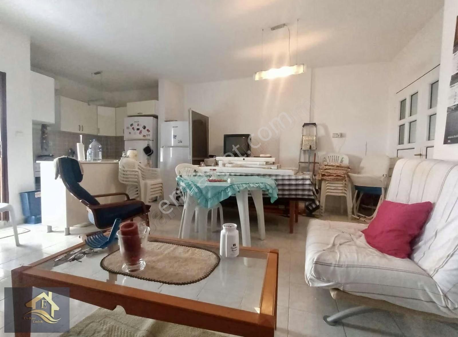 Kuşadası Davutlar'da Havuzlu Sitede Satılık 4+1 Tripleks Yazlık - Görsel 23