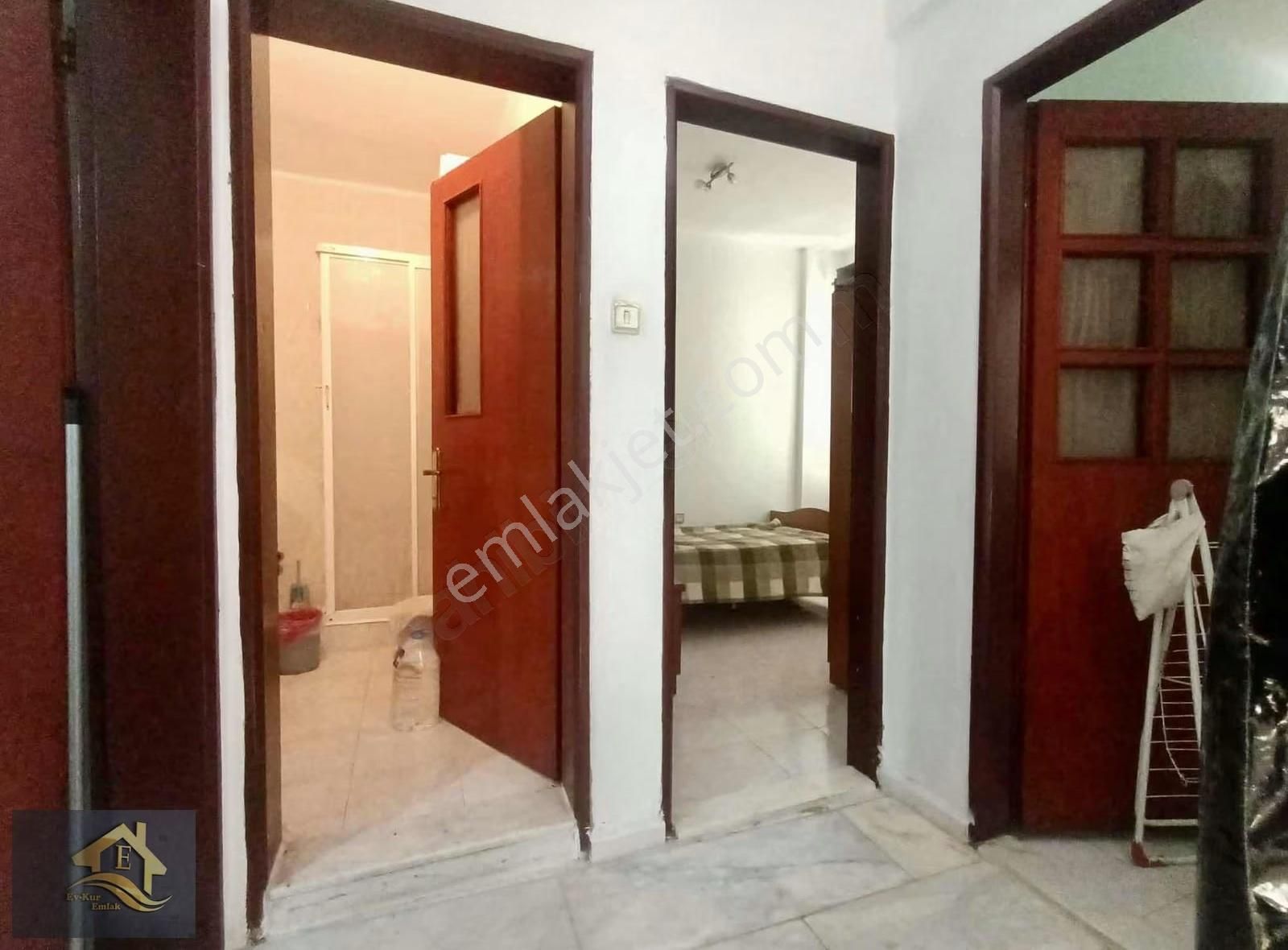 Kuşadası Davutlar'da Havuzlu Sitede Satılık 4+1 Tripleks Yazlık - Görsel 16