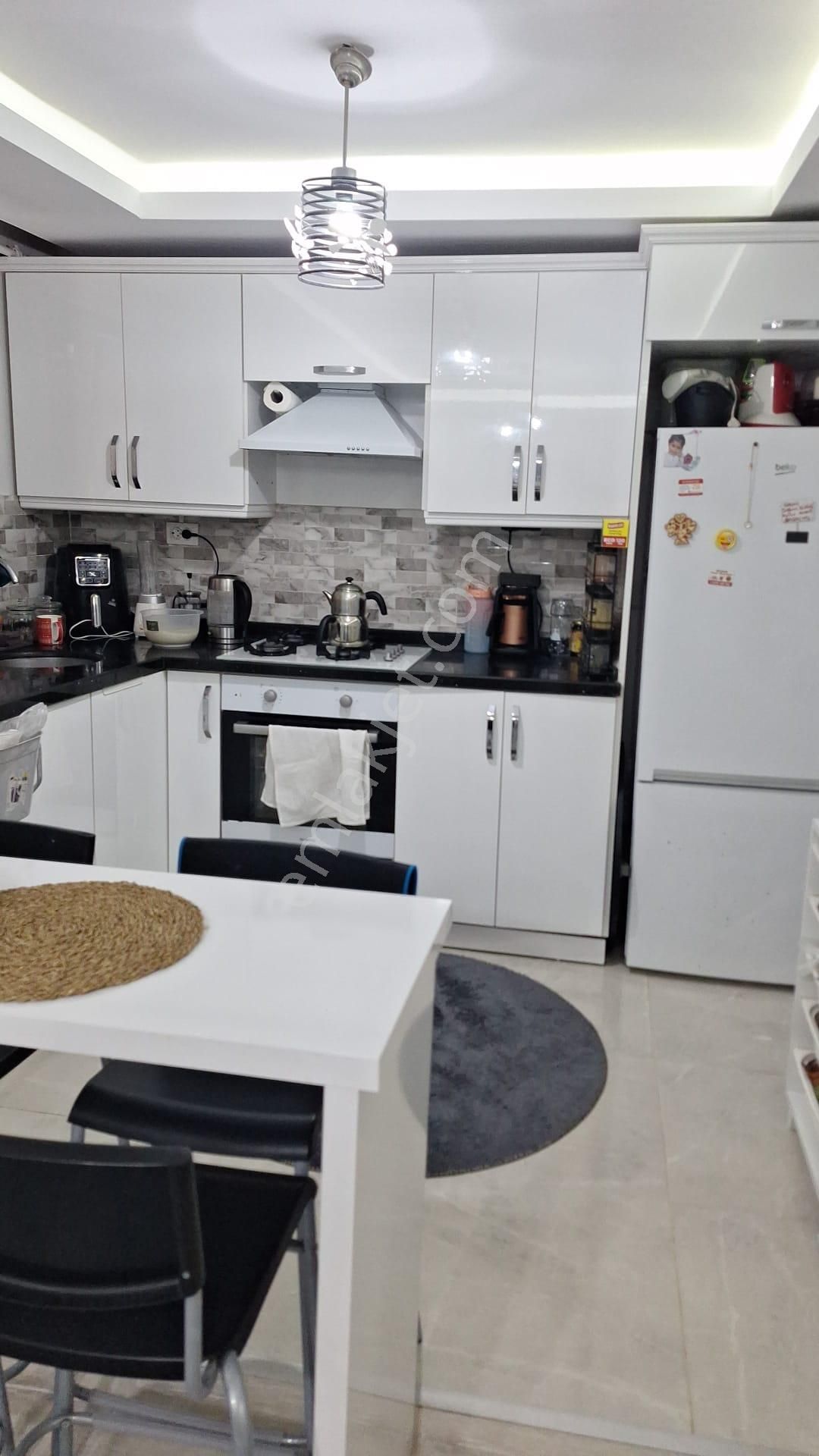 Kullanışlı Güzel Daire - Görsel 13