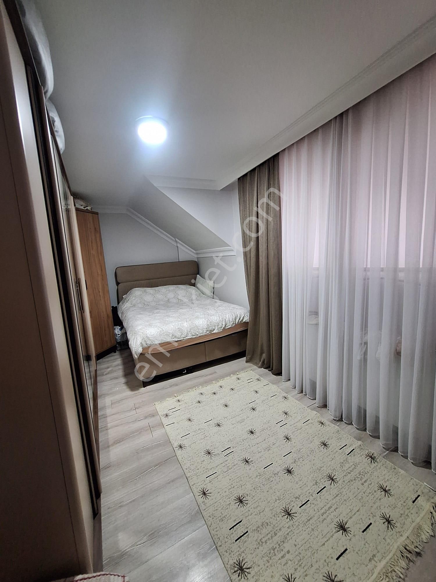 Kullanışlı Güzel Daire - Görsel 15