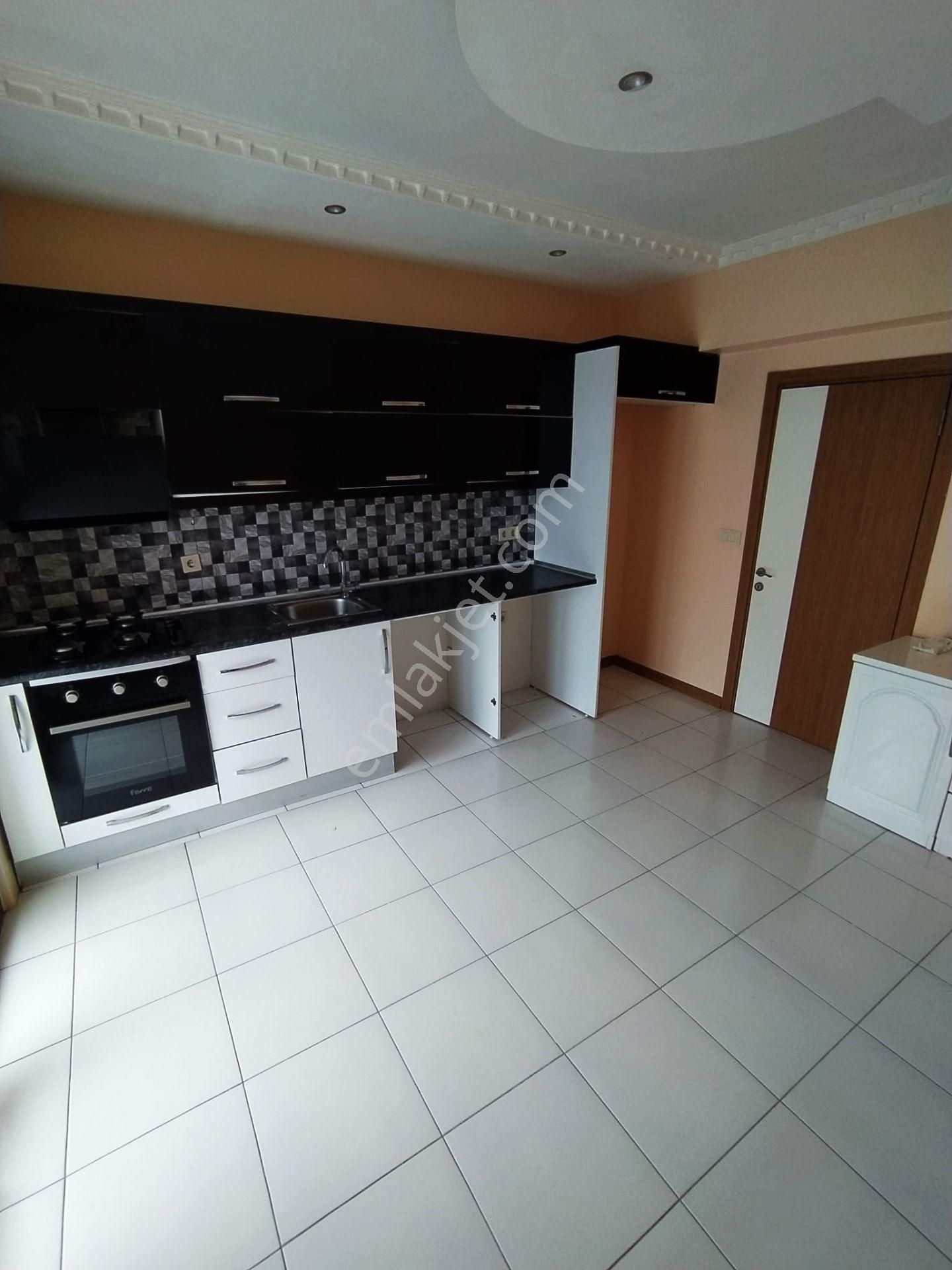 Mertcan Dan Yakacık Meydana Yürüme Site İçi 3+1 Ebeveyn Banyolu - Görsel 14