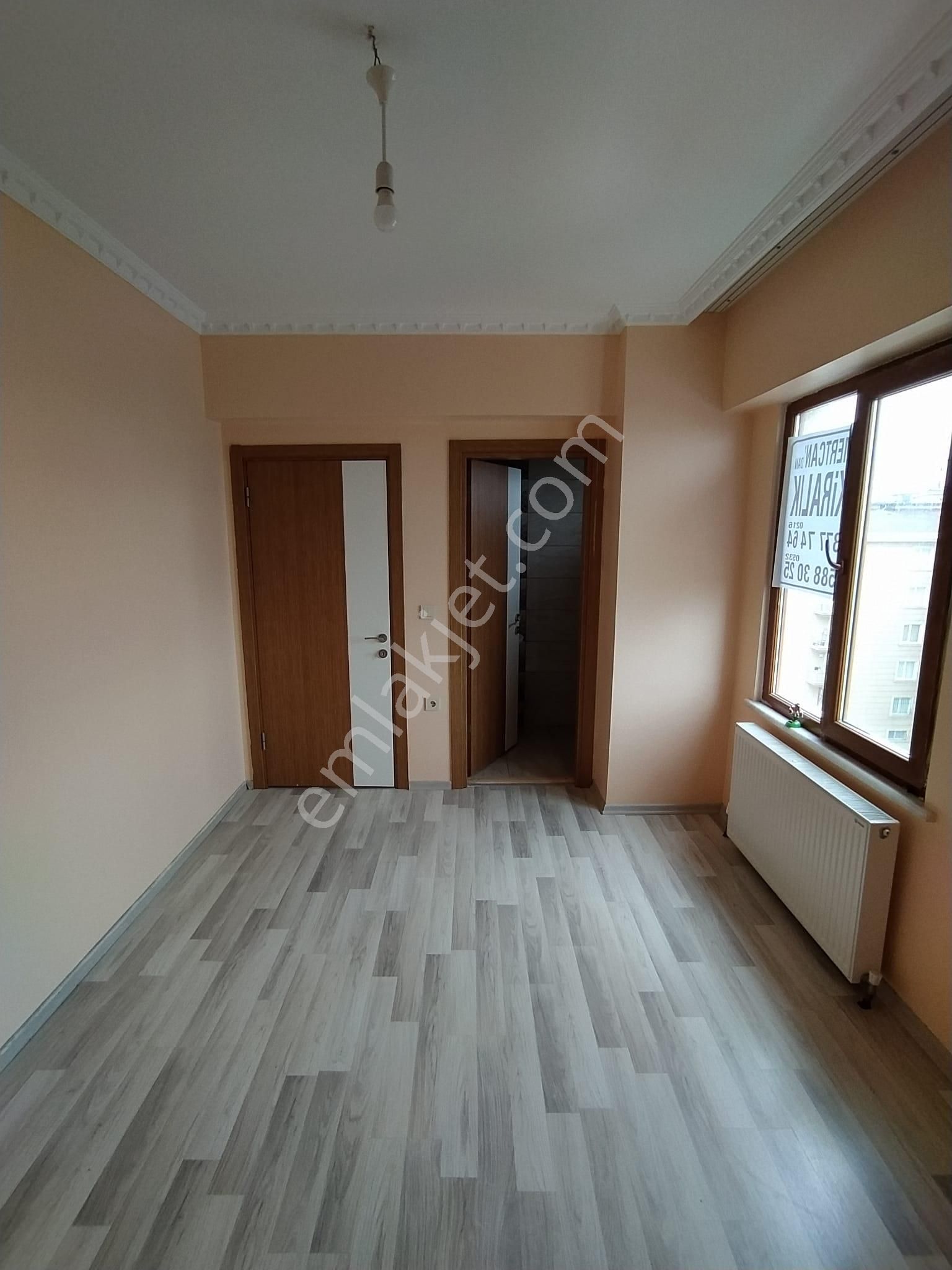 Mertcan Dan Yakacık Meydana Yürüme Site İçi 3+1 Ebeveyn Banyolu - Görsel 11