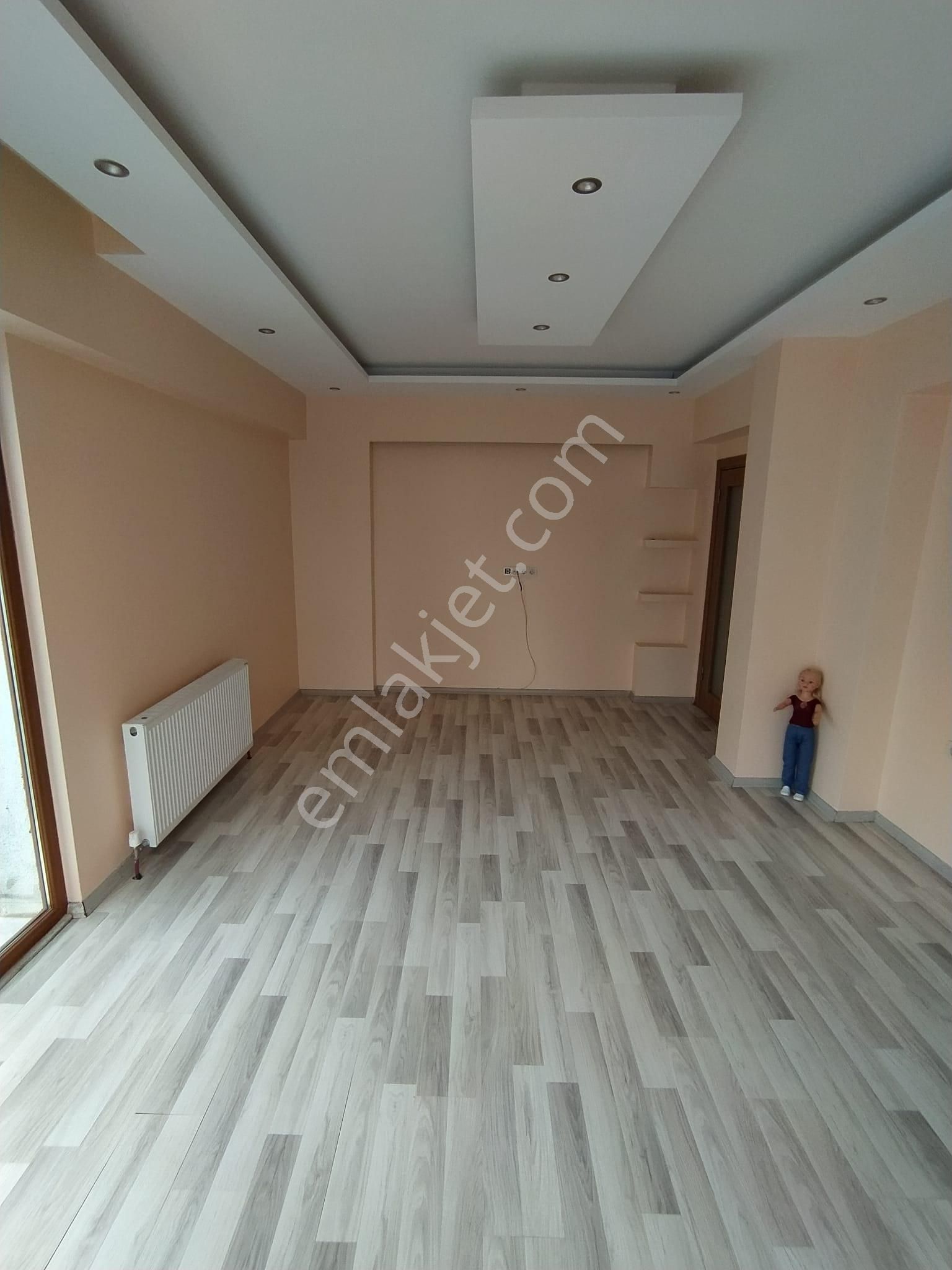 Mertcan Dan Yakacık Meydana Yürüme Site İçi 3+1 Ebeveyn Banyolu - Görsel 4