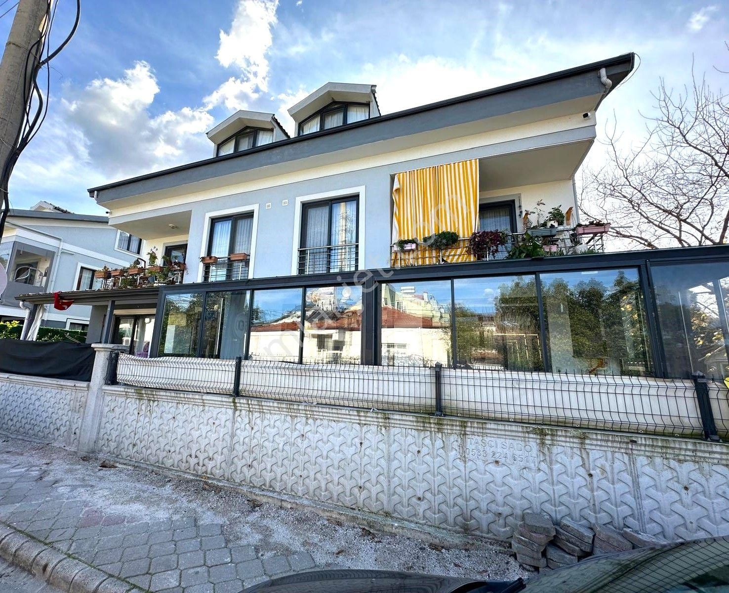 Goldhouse Dan Satılık Fethiye De Donanımlı Bahçe Katı 2+1