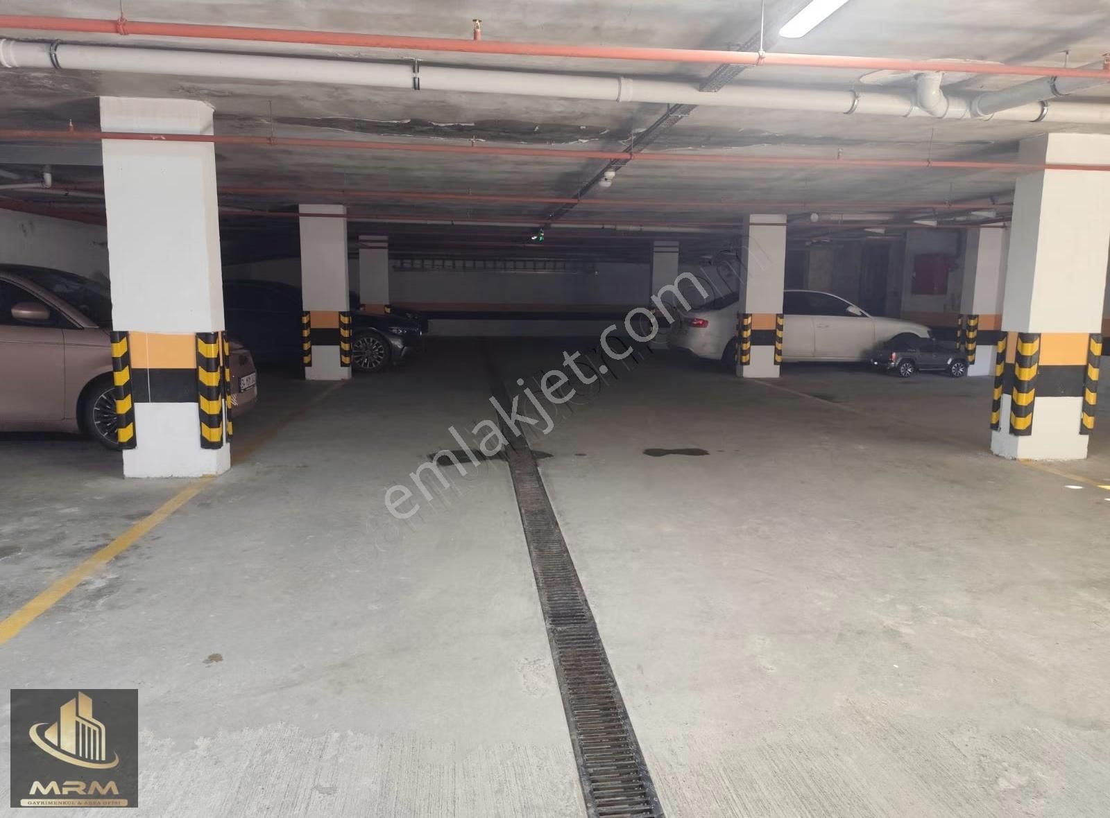 Mrm Gayrimenkul'den Satılık Lüks Villa Kendine Ait Bahçeli - Görsel 32