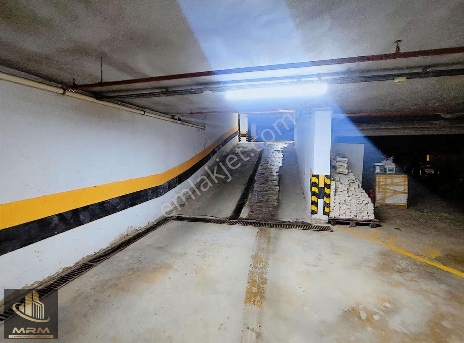 Mrm Gayrimenkul'den Satılık Lüks Villa Kendine Ait Bahçeli - Görsel 18