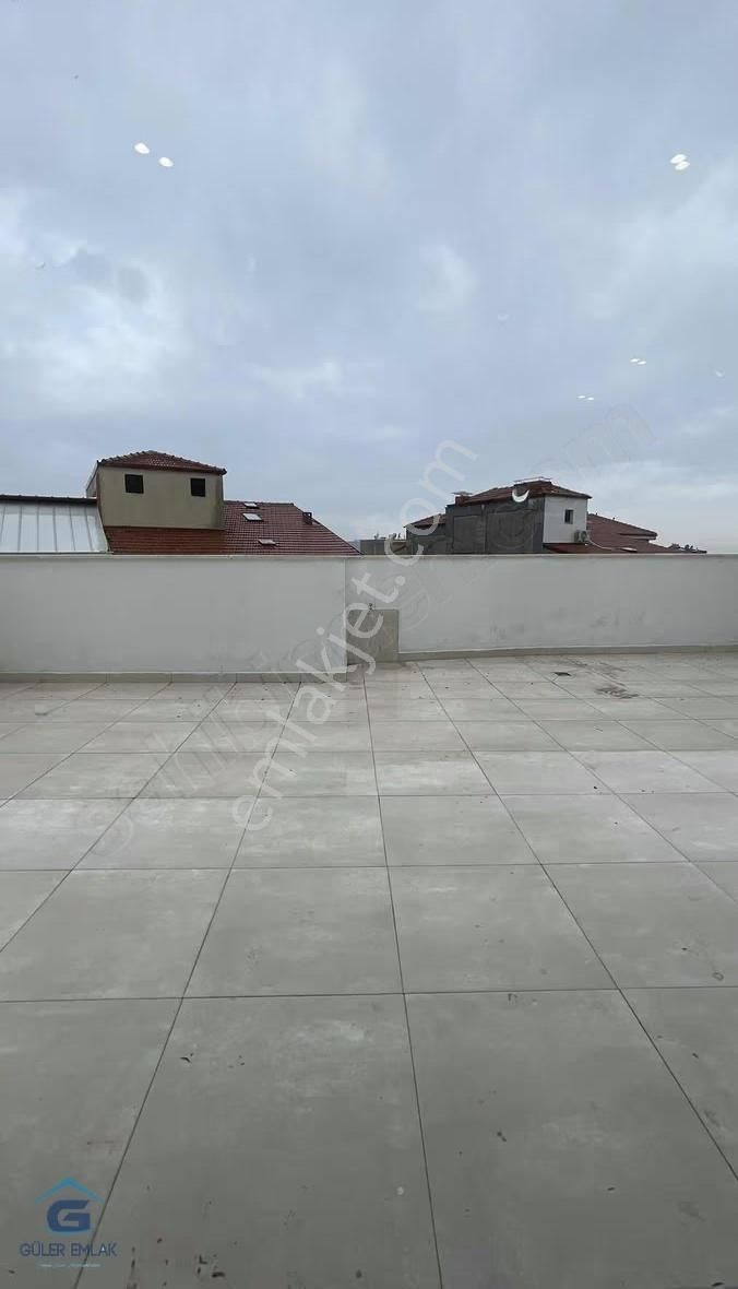 Cumhuriyet Mahallesi Cafeler Sokağında Dublex Daire - Görsel 3