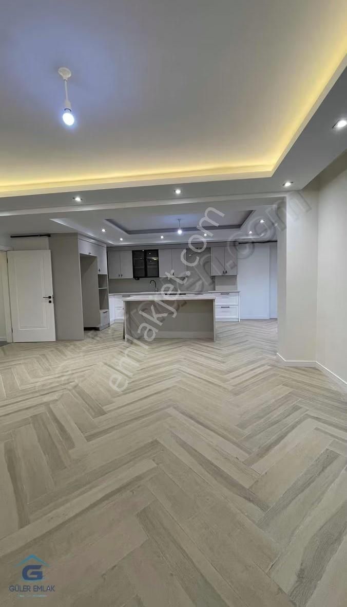 Cumhuriyet Mahallesi Cafeler Sokağında Dublex Daire - Görsel 6