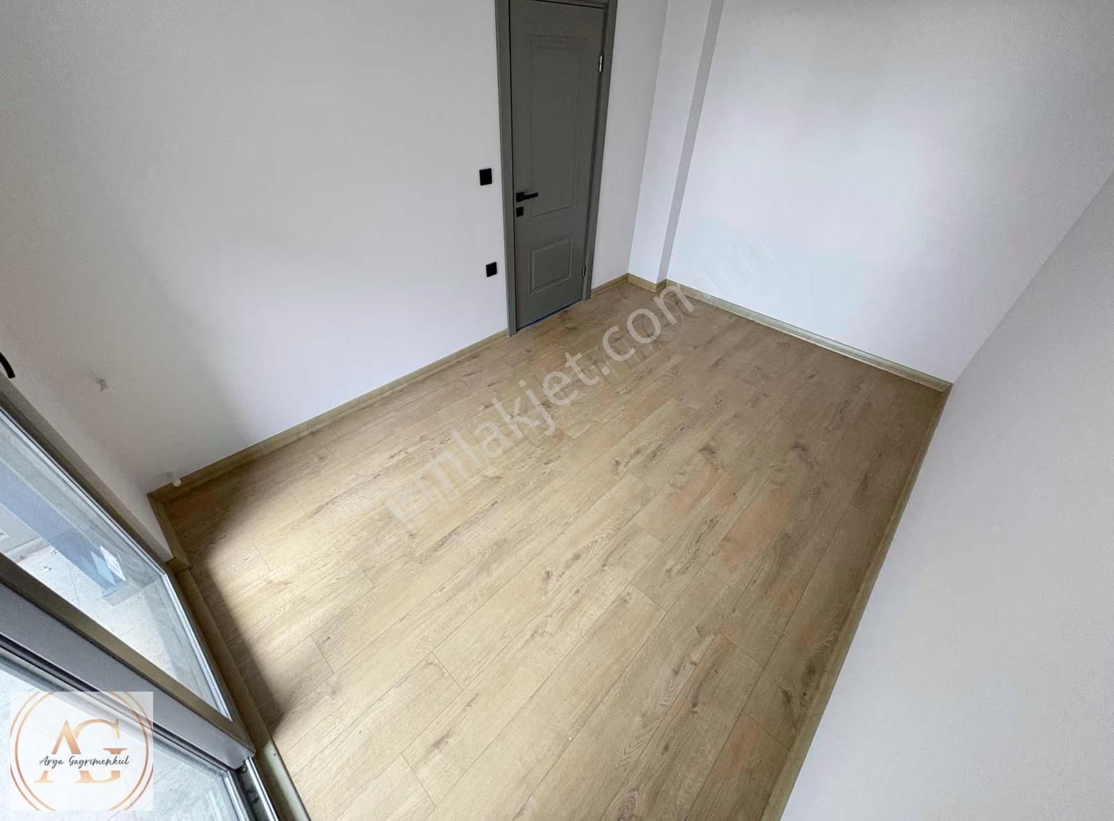 Altınkum Merkezde Denize Yakın, Ara Kat 1+1 Satılık Daire - Görsel 28
