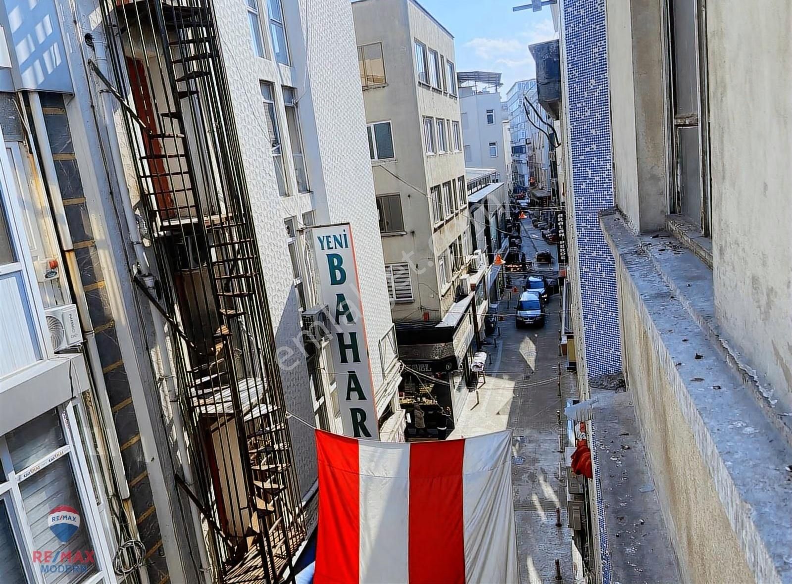 Fırsat! Şehrin Tam Merkezinde Komple Satılık Bina - Görsel 17