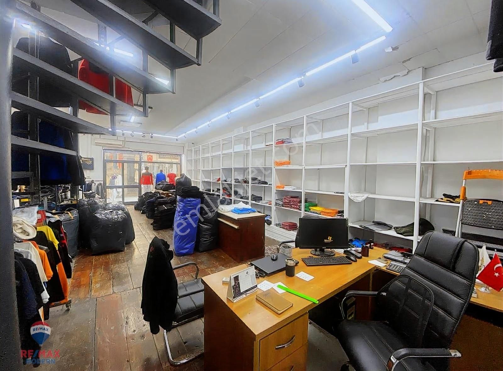 Fırsat! Şehrin Tam Merkezinde Komple Satılık Bina - Görsel 18