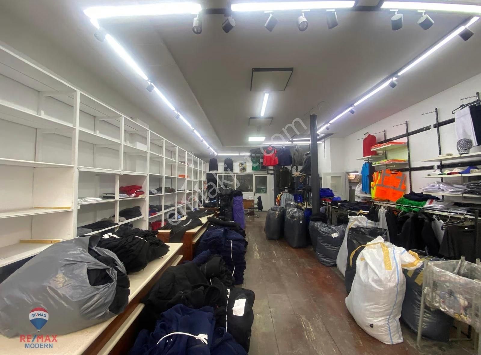 Fırsat! Şehrin Tam Merkezinde Komple Satılık Bina - Görsel 20