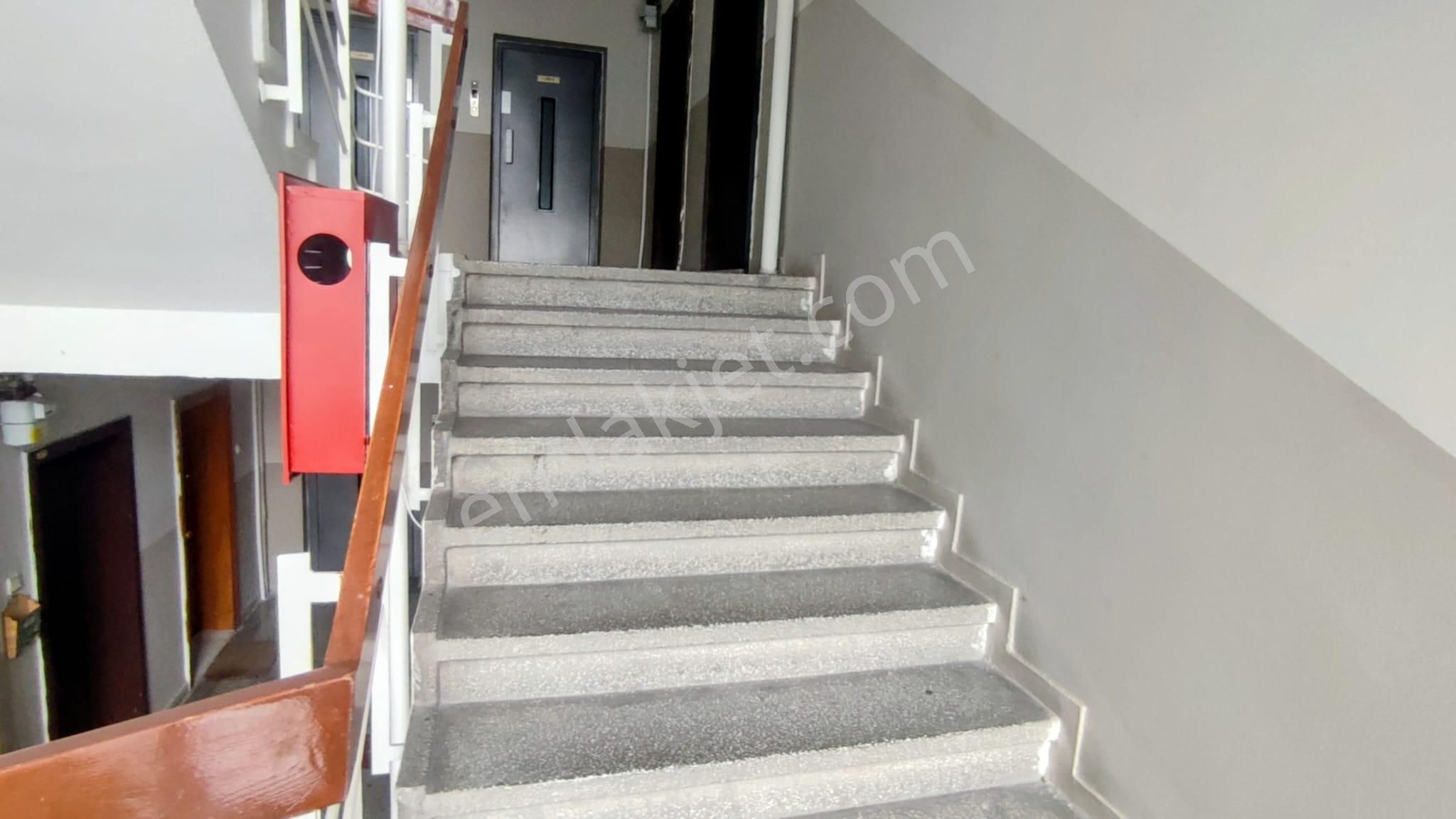 İvedik Metro Yakını Kiralık 4+1 (arakat) Daire - Görsel 4