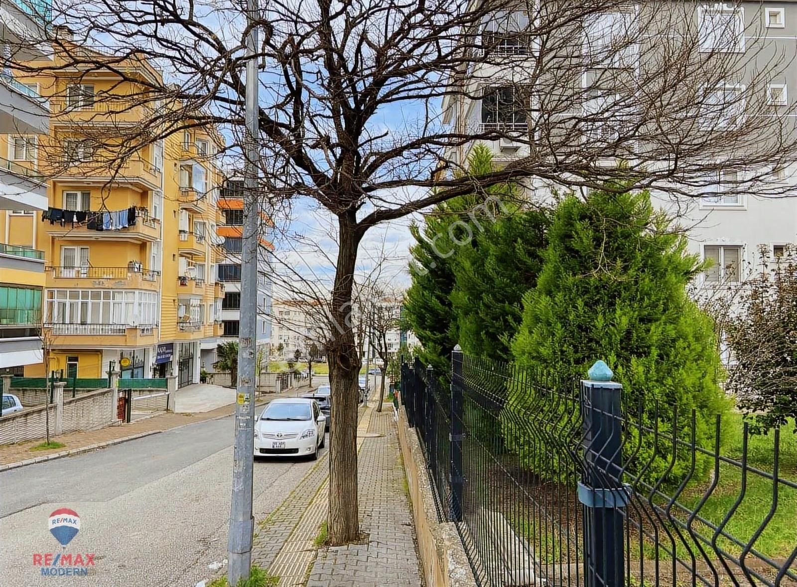 Esenevlerde Sahile Ve Tramvaya Yürüme Mesafesinde Satılık Daire - Görsel 25