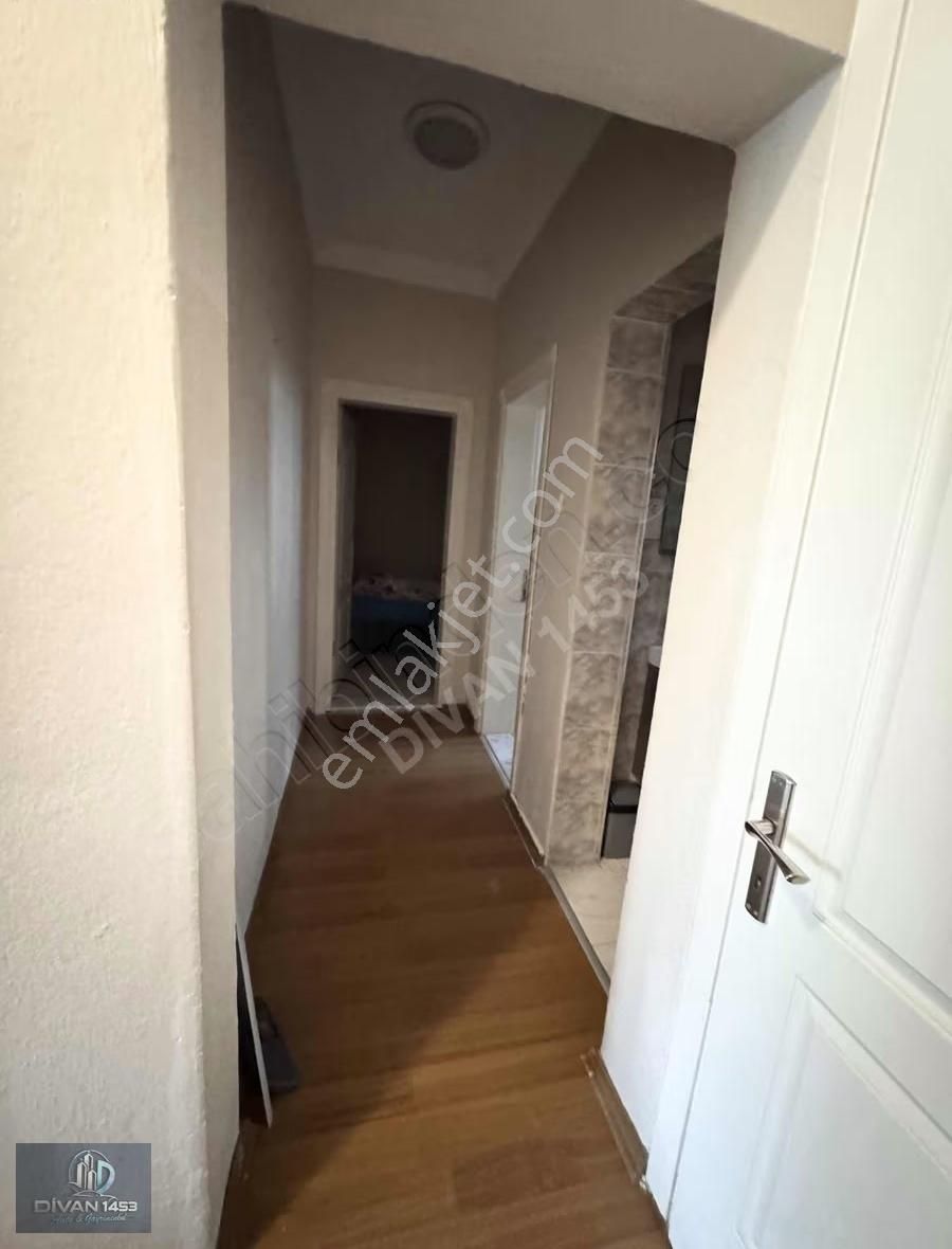 Urla Merkezde Ful Eşyalı Tam Müstakil - Görsel 7