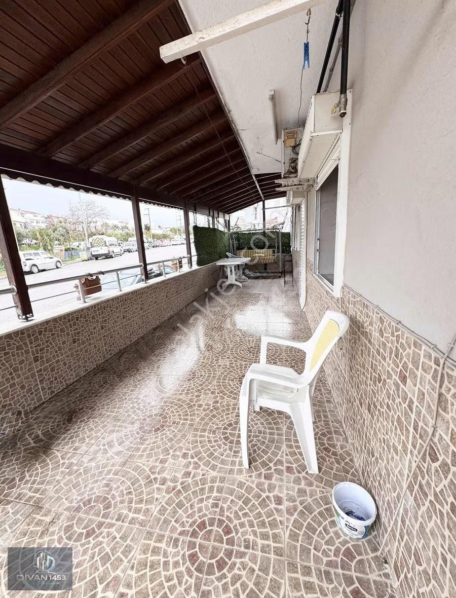 Urla Merkezde Ful Eşyalı Tam Müstakil - Görsel 9